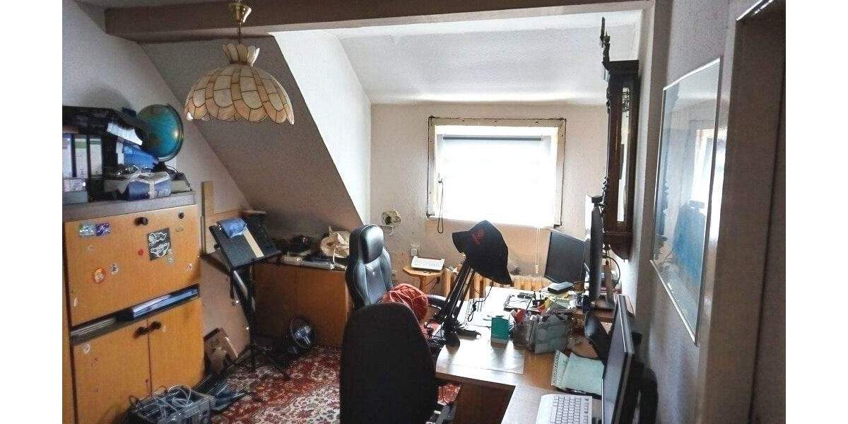 Einfamilienhaus Markneukirchen - 9 Zimmer, 245 m&sup2;, 199.000&euro; | Angebot:25662090