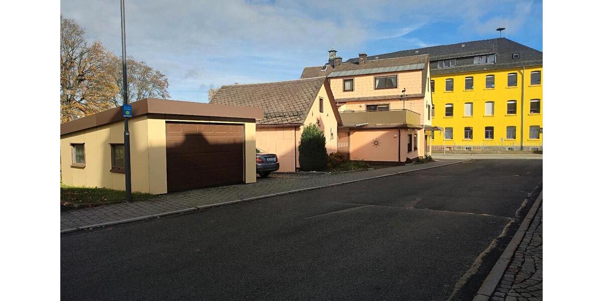 Einfamilienhaus Geroldsgrün - 5 Zimmer, 145 m&sup2;, 175.000&euro; | Angebot:25862136