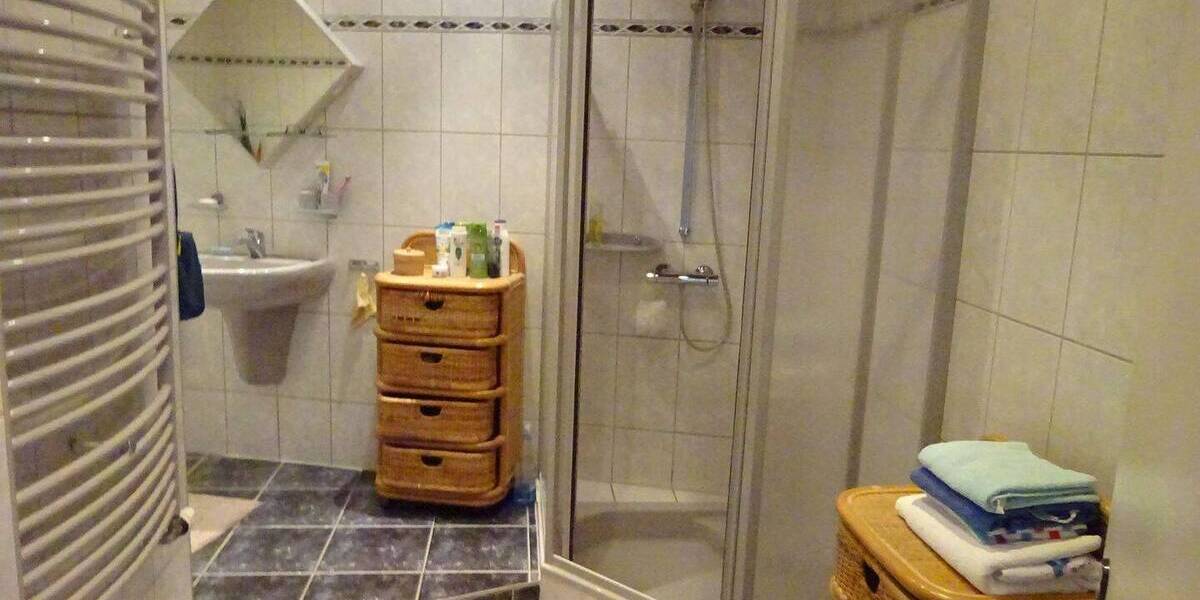 Mehrfamilienhaus, Wohnhaus Plauen Haselbrunn - 7 Zimmer, 206 m&sup2;, 199.000&euro; | Angebot:26805849