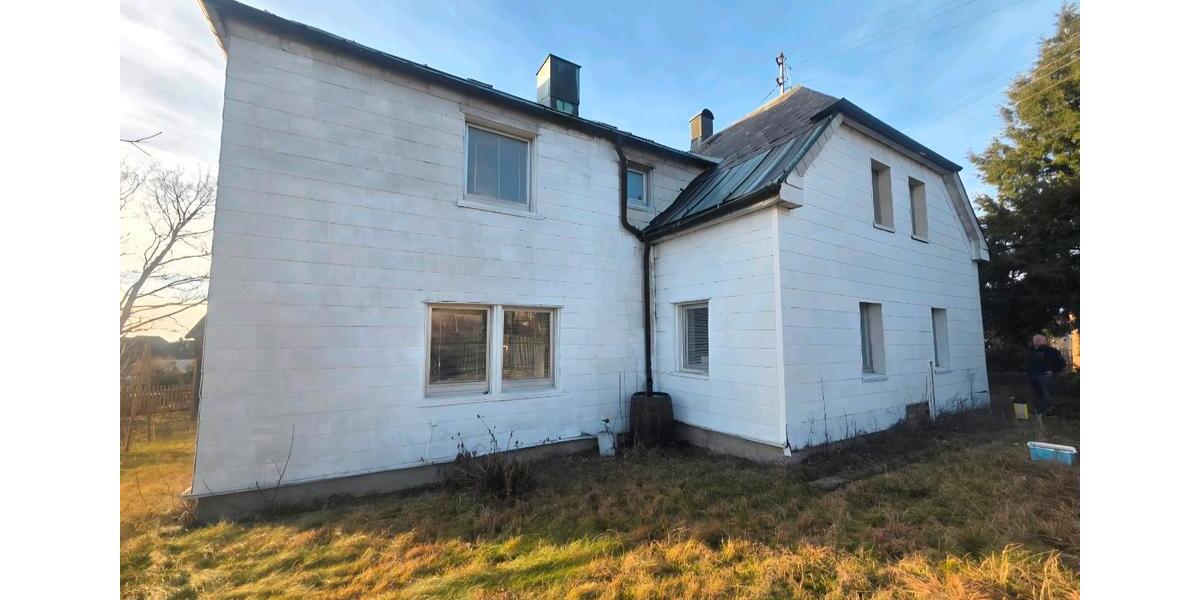 Einfamilienhaus Helmbrechts - 10 Zimmer, 200 m&sup2;, 155.000&euro; | Angebot:26912752