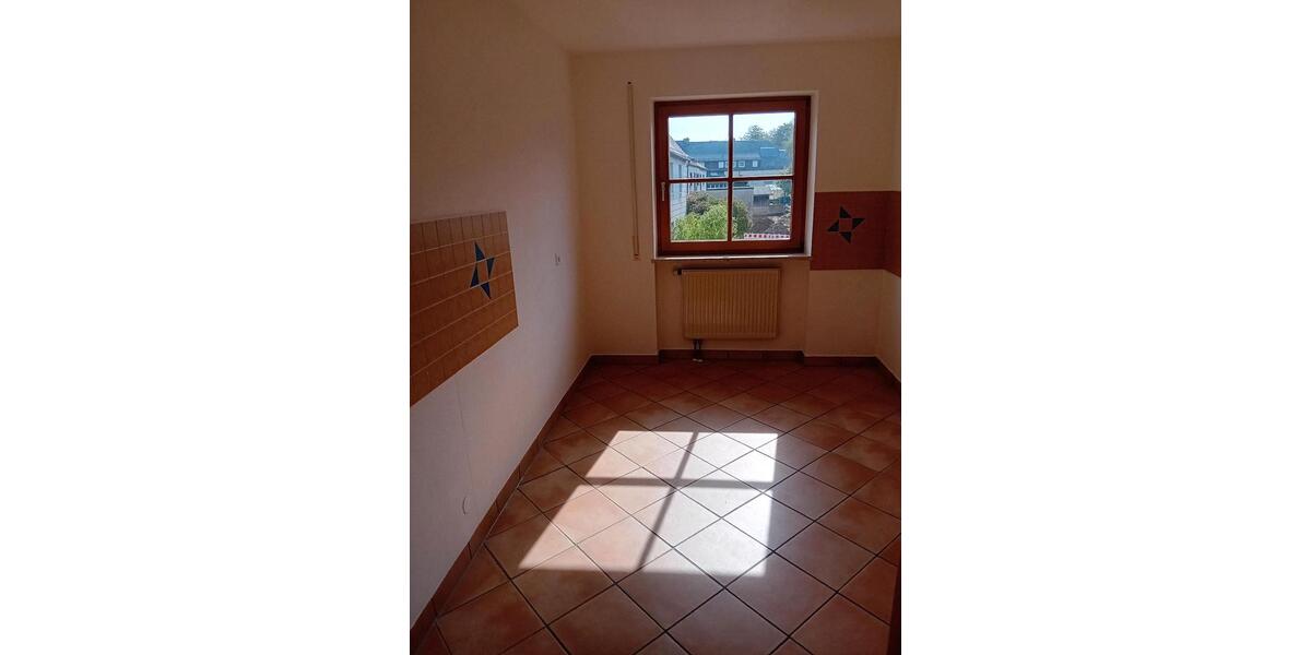 Etagenwohnung Bad Steben - 2 Zimmer, 84 m&sup2;, 180.000&euro; | Angebot:26789099