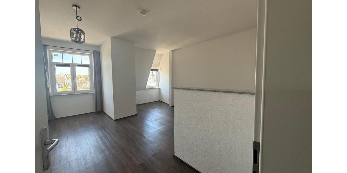 Etagenwohnung Hof Neuhof - 3 Zimmer, 135 m&sup2;, 900&euro; | Angebot:26381390