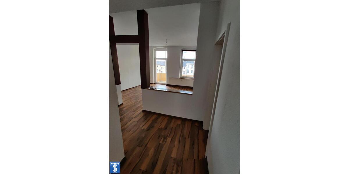Etagenwohnung Plauen - 4 Zimmer, 92 m&sup2;, 550&euro; | Angebot:25710534