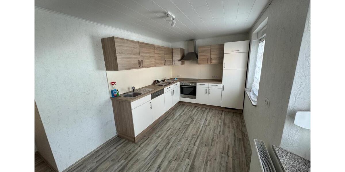 Erdgeschoßwohnung Hof Neuhof - 3 Zimmer, 76 m&sup2;, 750&euro; | Angebot:25992239