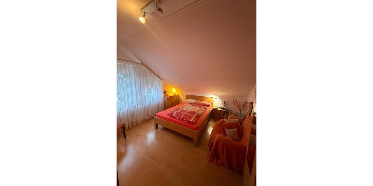 Dachgeschoßwohnung Hof Altstadt - 2 Zimmer, 55 m&sup2;, 125.000&euro; | Angebot:26124080