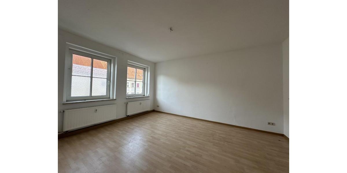 Etagenwohnung Plauen - 3 Zimmer, 65 m&sup2;, 262&euro; | Angebot:24144479