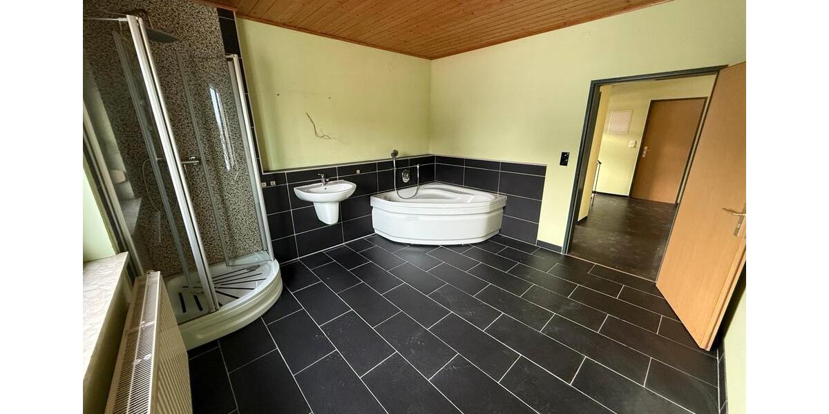 Einfamilienhaus Nordhalben - 6 Zimmer, 169 m&sup2;, 750&euro; | Angebot:25102991