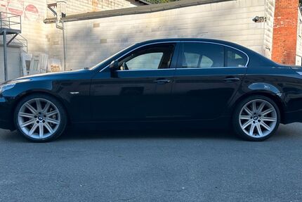 BMW 545 232.934 km 22.900 &euro; Regnitzlosau 95194