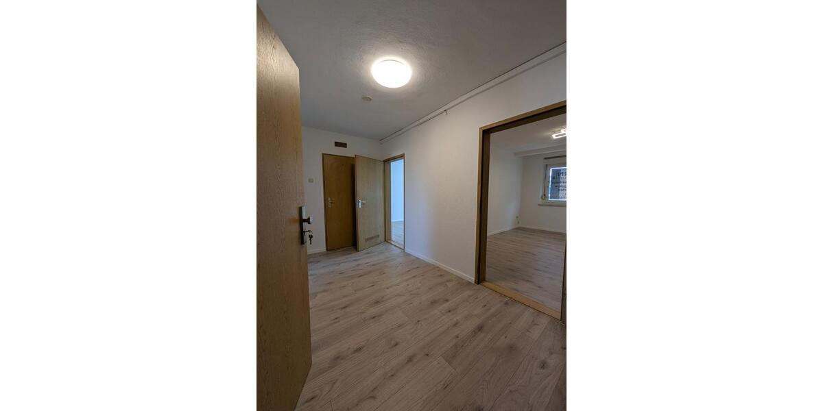 Etagenwohnung Hof Christiansreuth - 3 Zimmer, 85 m&sup2;, 595&euro; | Angebot:25395578