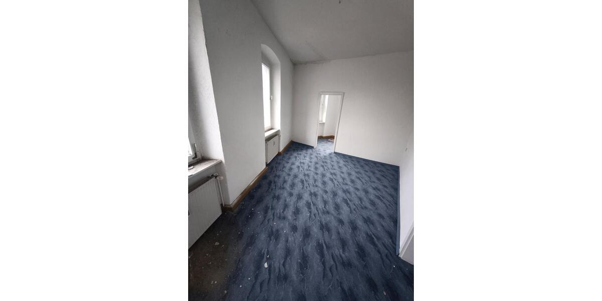 Etagenwohnung Hof Christiansreuth - 5 Zimmer, 105 m&sup2;, 700&euro; | Angebot:26444250