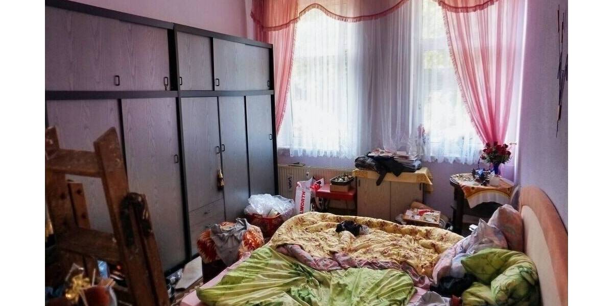 Mehrfamilienhaus, Wohnhaus Oelsnitz - 6 Zimmer, 200 m&sup2;, 74.000&euro; | Angebot:25985881