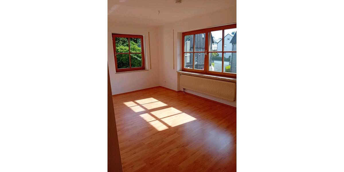 Etagenwohnung Bad Steben - 2 Zimmer, 84 m&sup2;, 180.000&euro; | Angebot:26789099