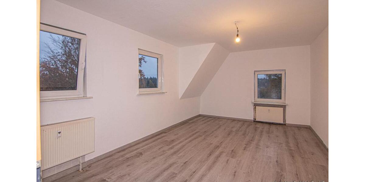 Etagenwohnung Selb - 5 Zimmer, 117 m&sup2;, 1.090&euro; | Angebot:23632243