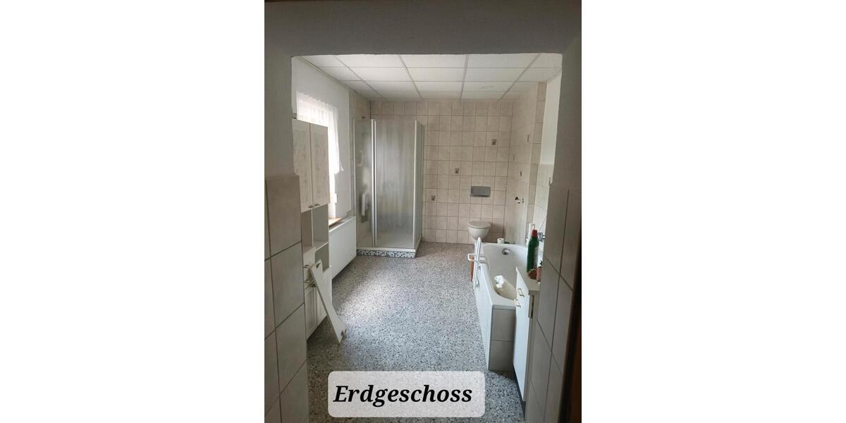 Mehrfamilienhaus, Wohnhaus Remptendorf - 6 Zimmer, 147 m&sup2;, 125.000&euro; | Angebot:26958020