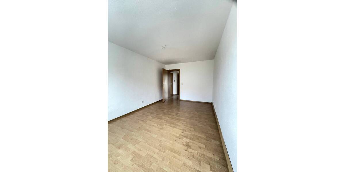 Etagenwohnung Plauen Preißelpöhl - 2 Zimmer, 52 m&sup2;, 250&euro; | Angebot:25796467