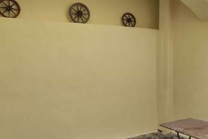 Haus Hof Altstadt - 6 Zimmer, 127 m&sup2;, 99.000&euro; | Angebot:19372444