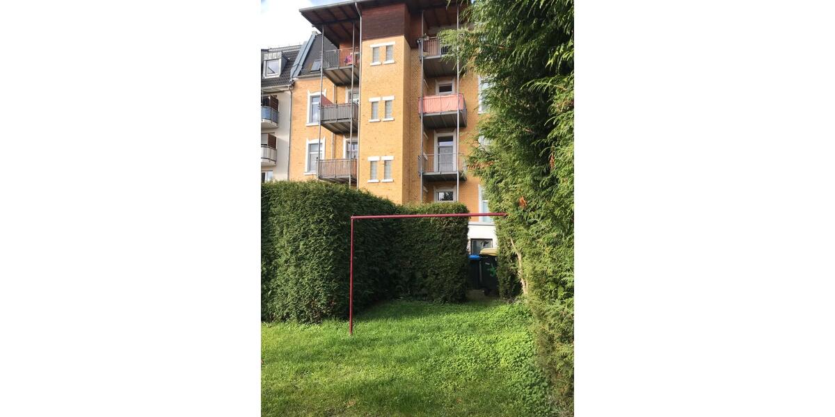 Etagenwohnung Plauen - 6 Zimmer, 132 m&sup2;, 700&euro; | Angebot:25904950