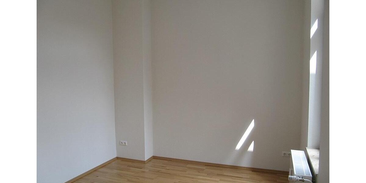 Etagenwohnung Markneukirchen - 5 Zimmer, 139 m&sup2;, 1.100&euro; | Angebot:25487030