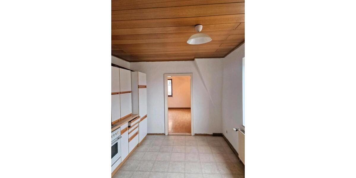 Etagenwohnung Selb - 3 Zimmer, 78 m&sup2;, 500&euro; | Angebot:26444199