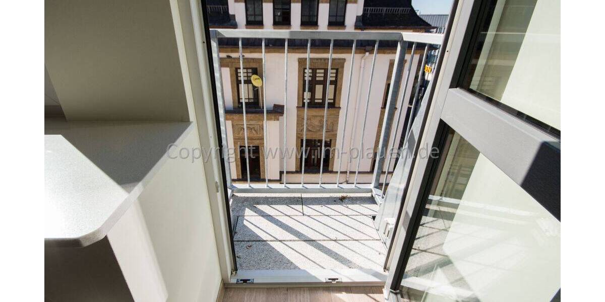 Etagenwohnung Plauen Stadtmitte - 2 Zimmer, 63 m&sup2;, 410&euro; | Angebot:25694434