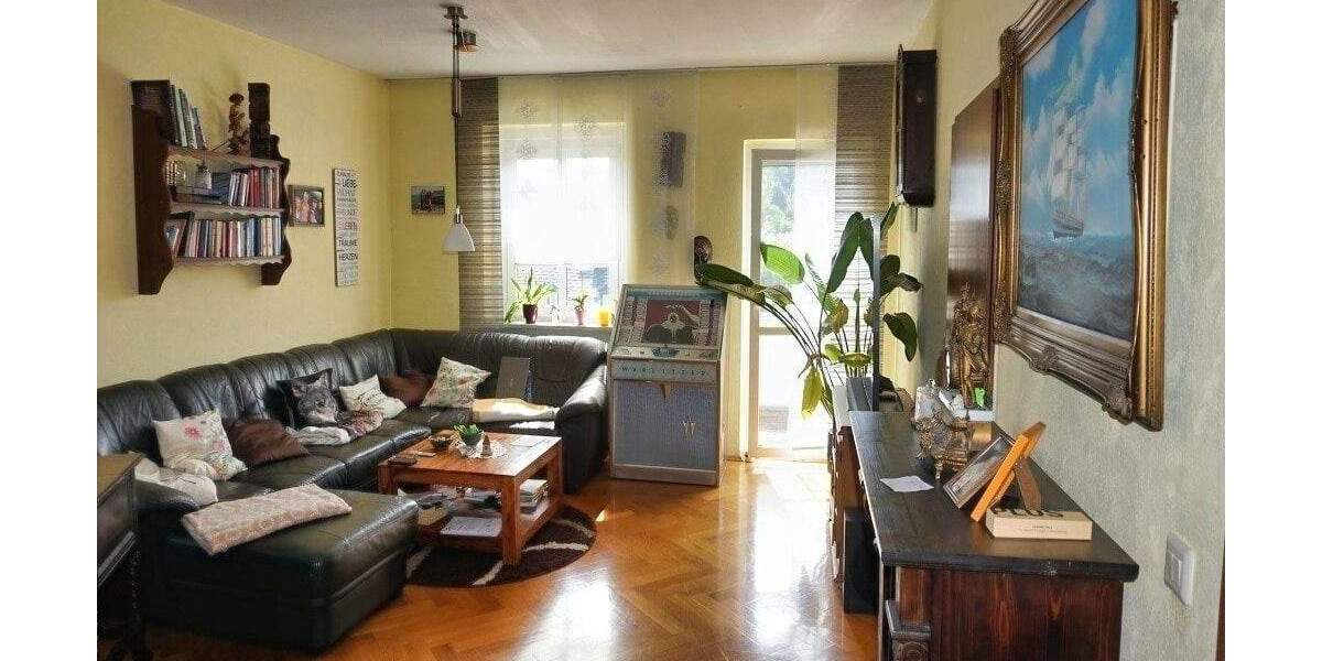Einfamilienhaus Markneukirchen - 9 Zimmer, 245 m&sup2;, 199.000&euro; | Angebot:25662090