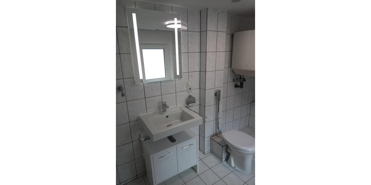 Etagenwohnung Hof Altstadt - 3 Zimmer, 108 m&sup2;, 650&euro; | Angebot:26284475