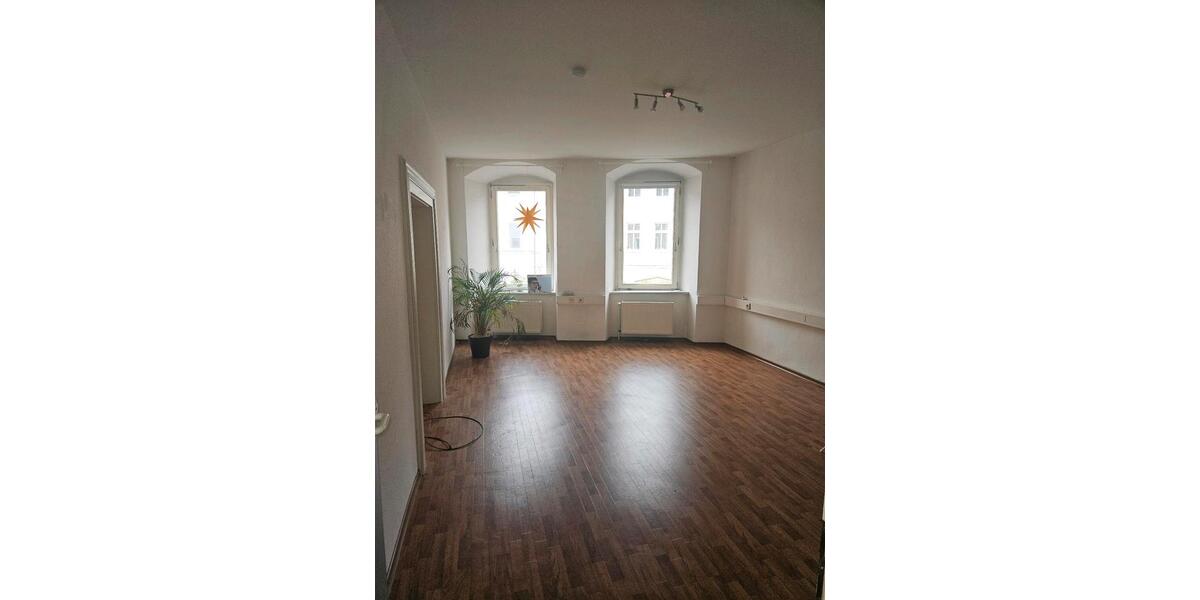 Etagenwohnung Hof Altstadt - 3 Zimmer, 105 m&sup2;, 840&euro; | Angebot:25509737