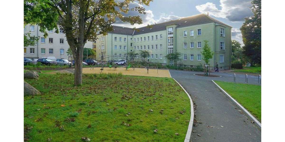 Etagenwohnung Plauen Bahnhofsvorstadt - 3 Zimmer, 66 m&sup2;, 348&euro; | Angebot:25369635