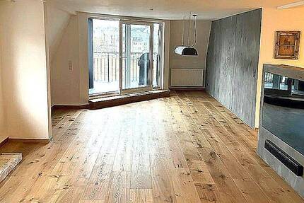 Haus Hof Innenstadt - 1.050.000&euro; | Angebot:25677122