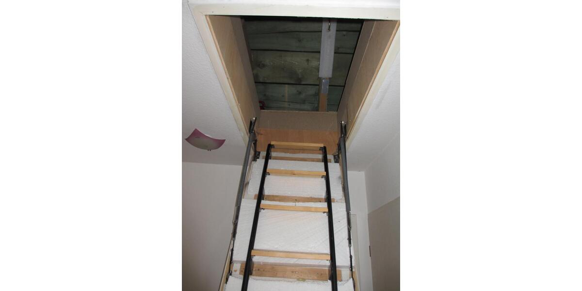 Dachgeschoßwohnung Plauen - 5 Zimmer, 105 m&sup2;, 690&euro; | Angebot:25871109