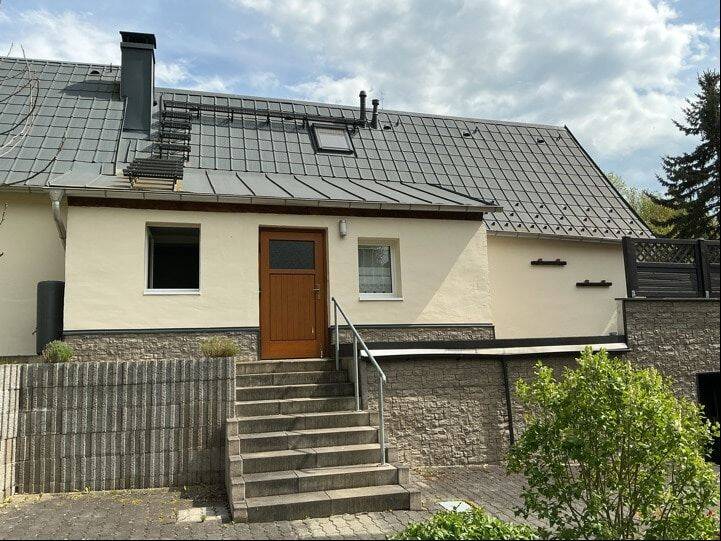Einfamilienhaus Oelsnitz - 4 Zimmer, 90 m&sup2;, 165.000&euro; | Angebot:26862459