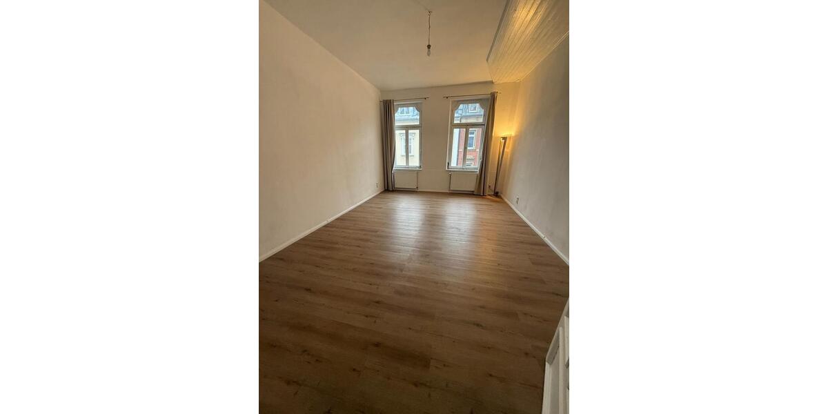 Etagenwohnung Hof Altstadt - 4 Zimmer, 130 m&sup2;, 900&euro; | Angebot:26290885