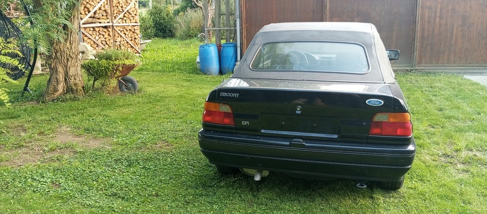 Ford Escort 155.784 km 2.500 &euro; Trogen 95183