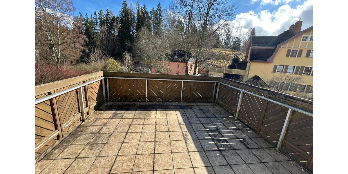 Etagenwohnung Naila - 4 Zimmer, 90 m&sup2;, 600&euro; | Angebot:25639240