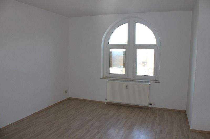 Etagenwohnung Plauen Stadtmitte - 2 Zimmer, 63 m&sup2;, 39.000&euro; | Angebot:25736232