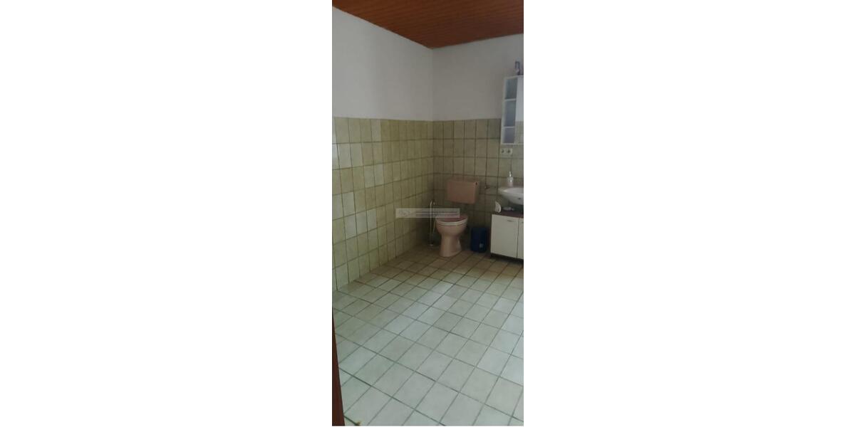 Etagenwohnung Weißenstadt - 3.5 Zimmer, 100 m&sup2;, 700&euro; | Angebot:26532034