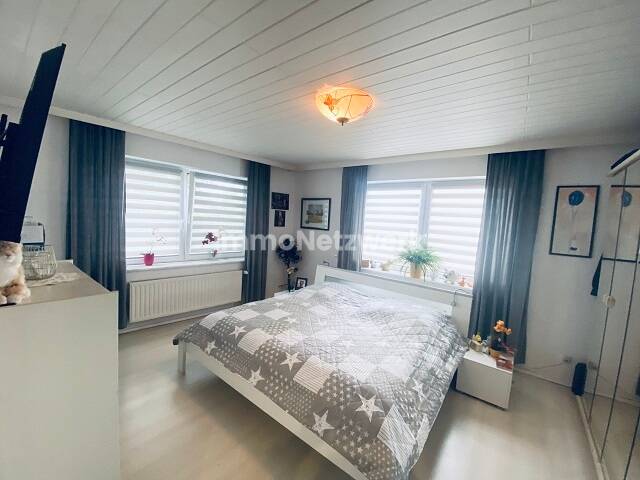 Mehrfamilienhaus, Wohnhaus Schönwald - 9 Zimmer, 192 m&sup2;, 220.000&euro; | Angebot:25715456