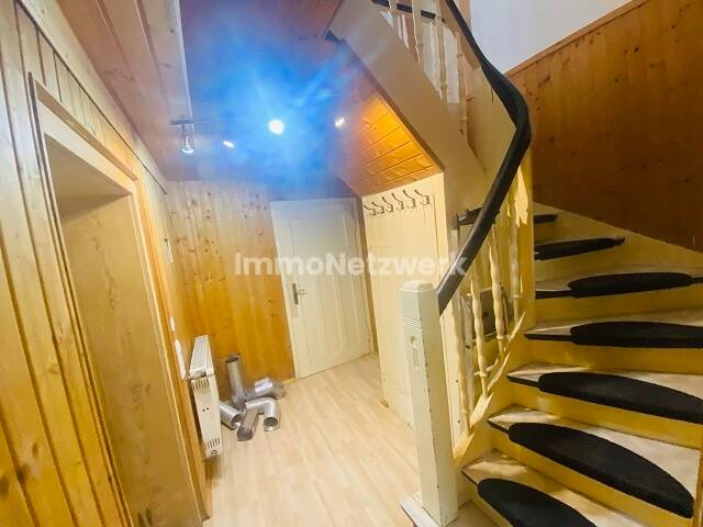 Einfamilienhaus Helmbrechts / Burkersreuth Helmbrechts - 6 Zimmer, 140 m&sup2;, 205.000&euro; | Angebot:25715448