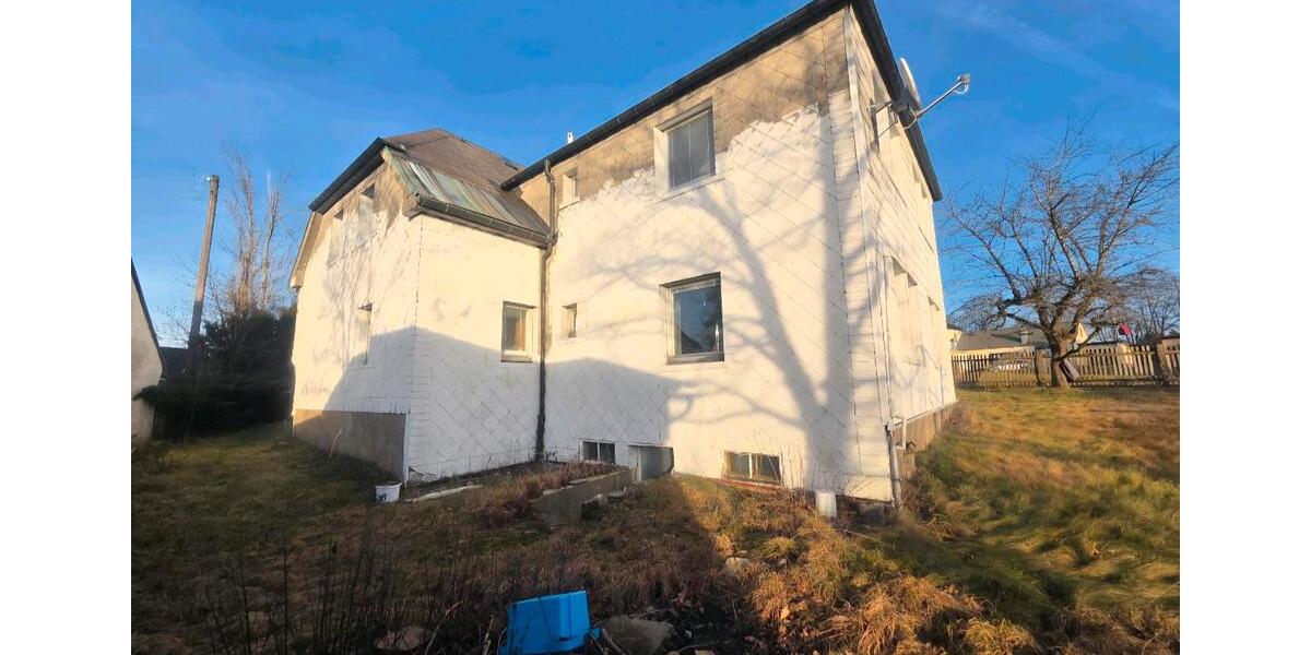 Einfamilienhaus Helmbrechts - 10 Zimmer, 200 m&sup2;, 155.000&euro; | Angebot:26912752