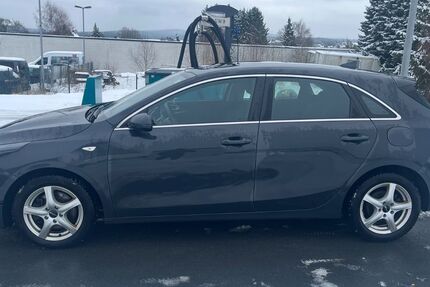 Kia ceed / Ceed 50.920 km 15.800 &euro; Regnitzlosau 95194