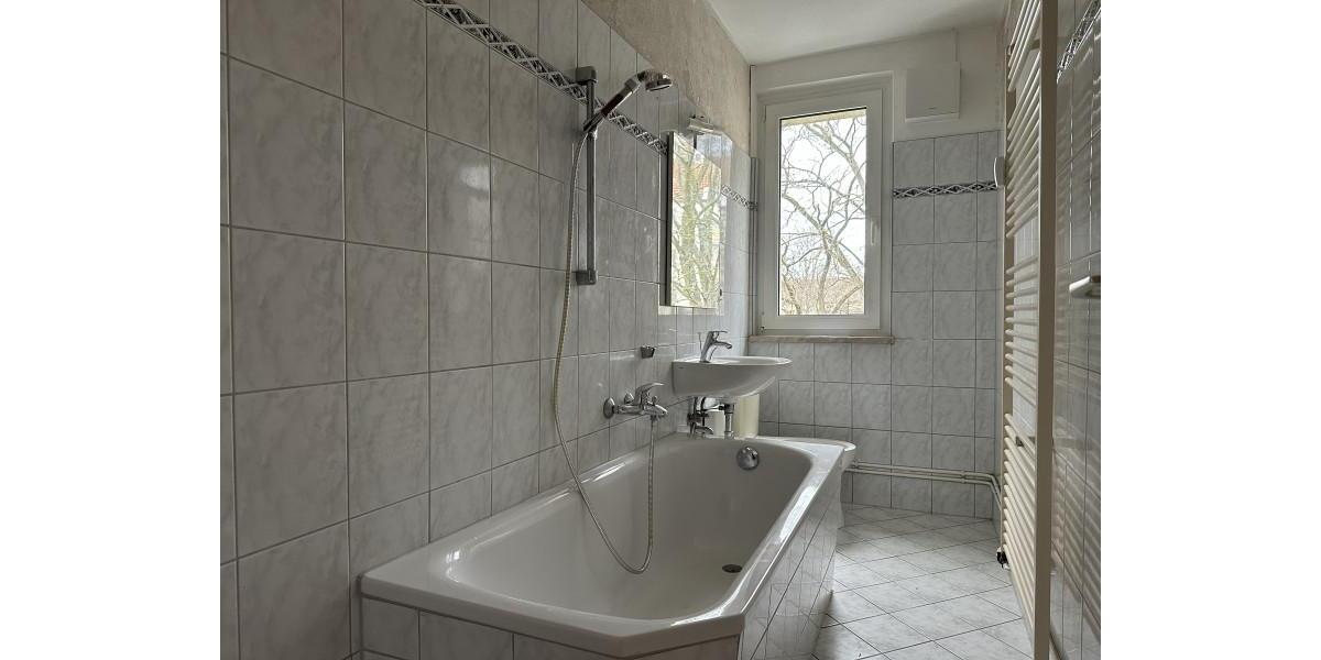 Etagenwohnung Plauen - 3 Zimmer, 58 m&sup2;, 324&euro; | Angebot:24144478