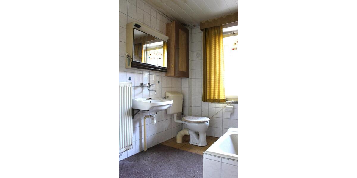 Mehrfamilienhaus, Wohnhaus Gefell - 7 Zimmer, 217 m&sup2;, 65.000&euro; | Angebot:26864824
