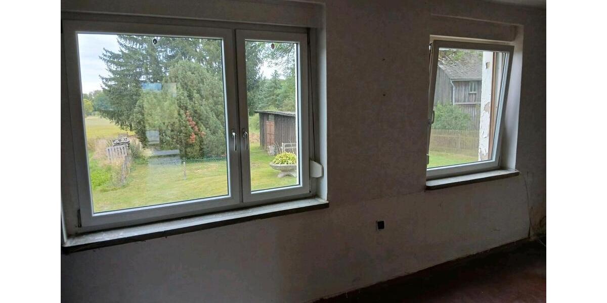 Reihenhaus Weischlitz - 7 Zimmer, 80 m&sup2;, 69.500&euro; | Angebot:27042842