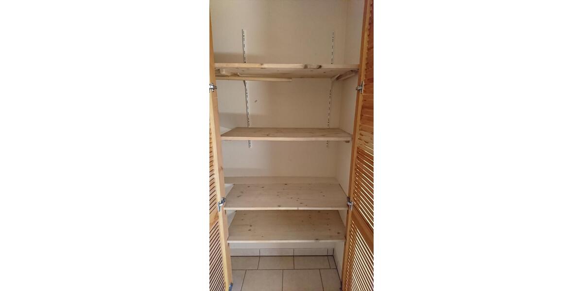 Etagenwohnung Berg - 3 Zimmer, 80 m&sup2;, 581&euro; | Angebot:25978812