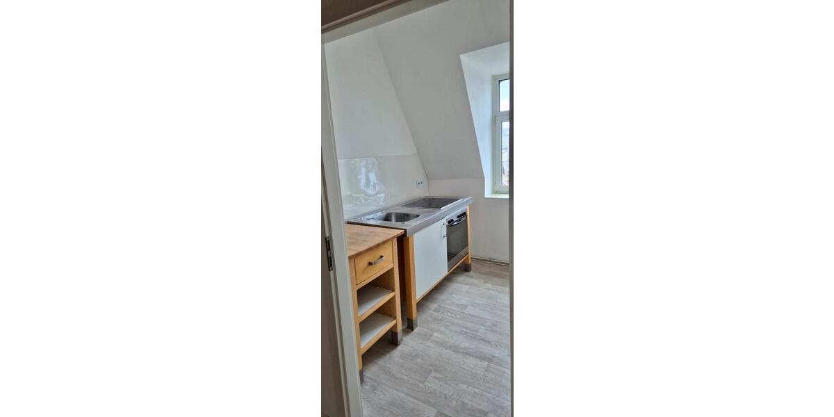 Etagenwohnung Plauen Bahnhofsvorstadt - 2 Zimmer, 43 m&sup2;, 220&euro; | Angebot:26591362