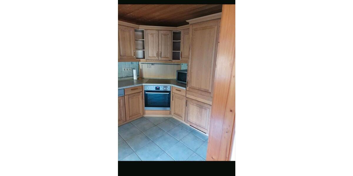 Einfamilienhaus Röslau - 8 Zimmer, 180 m&sup2;, 112.000&euro; | Angebot:23501563