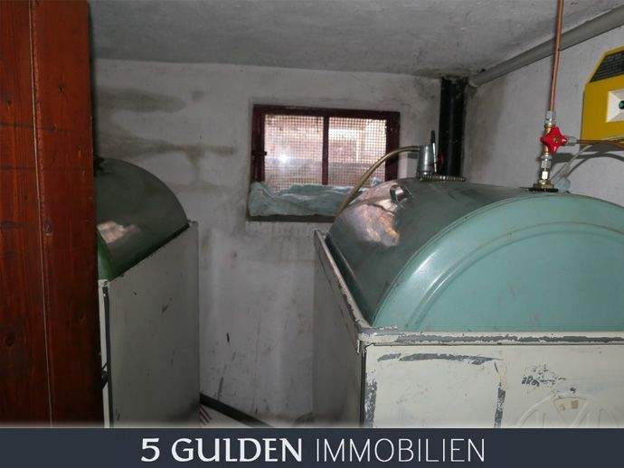 Mehrfamilienhaus, Wohnhaus Naila - 8 Zimmer, 140 m&sup2;, 139.000&euro; | Angebot:25735067