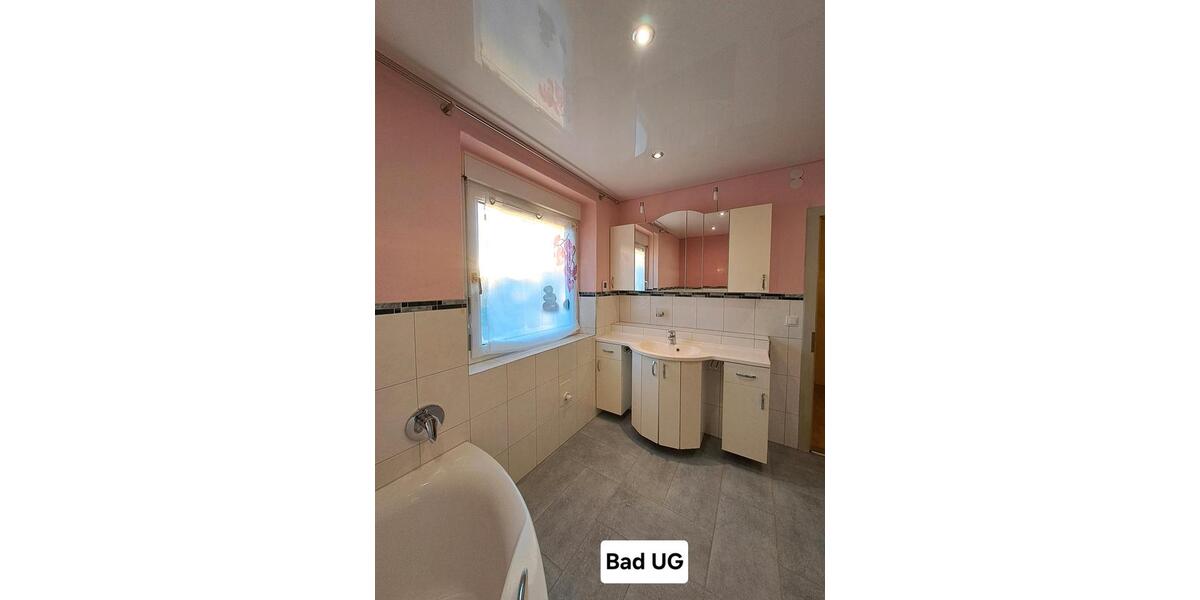 Doppelhaushälfte Selb - 6 Zimmer, 144 m&sup2;, 225.000&euro; | Angebot:26211940