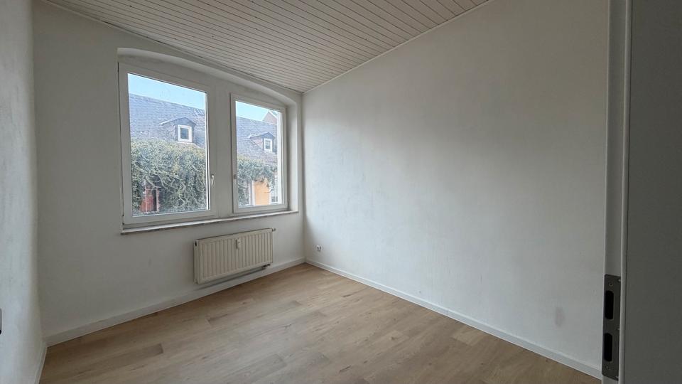Etagenwohnung Hof Altstadt - 3 Zimmer, 85 m&sup2;, 680&euro; | Angebot:26101740