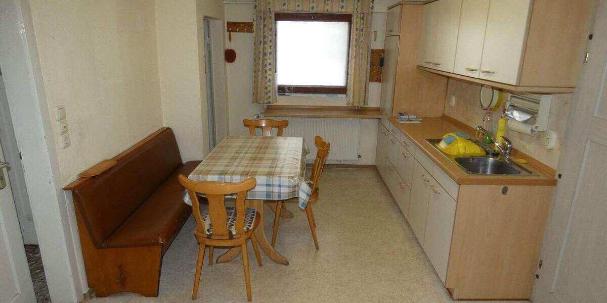 Einfamilienhaus Saalburg-Ebersdorf Schönbrunn - 9 Zimmer, 188 m&sup2;, 95.000&euro; | Angebot:25731037